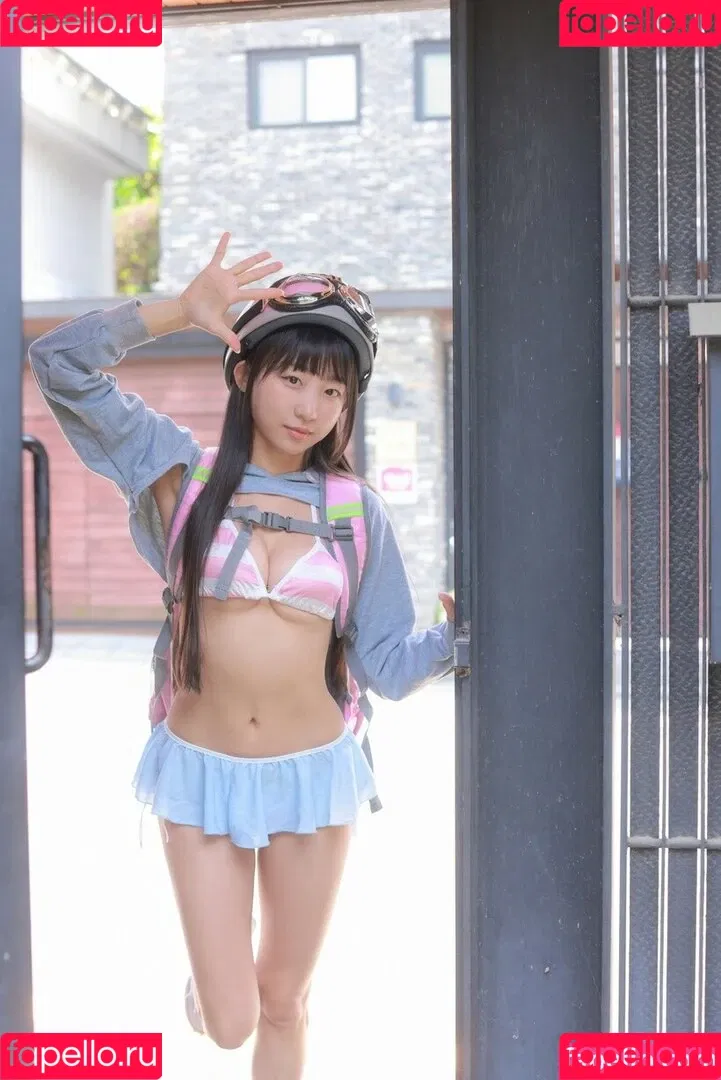 Eunji Pyoapple / djhenney / eunji / pyoapple Onlyfans Photo Gallery 