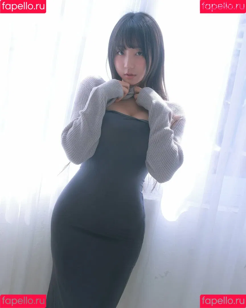 Eunji Pyoapple / djhenney / eunji / pyoapple Onlyfans Photo Gallery 