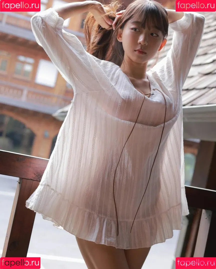 Eunji Pyoapple / djhenney / eunji / pyoapple Onlyfans Photo Gallery 