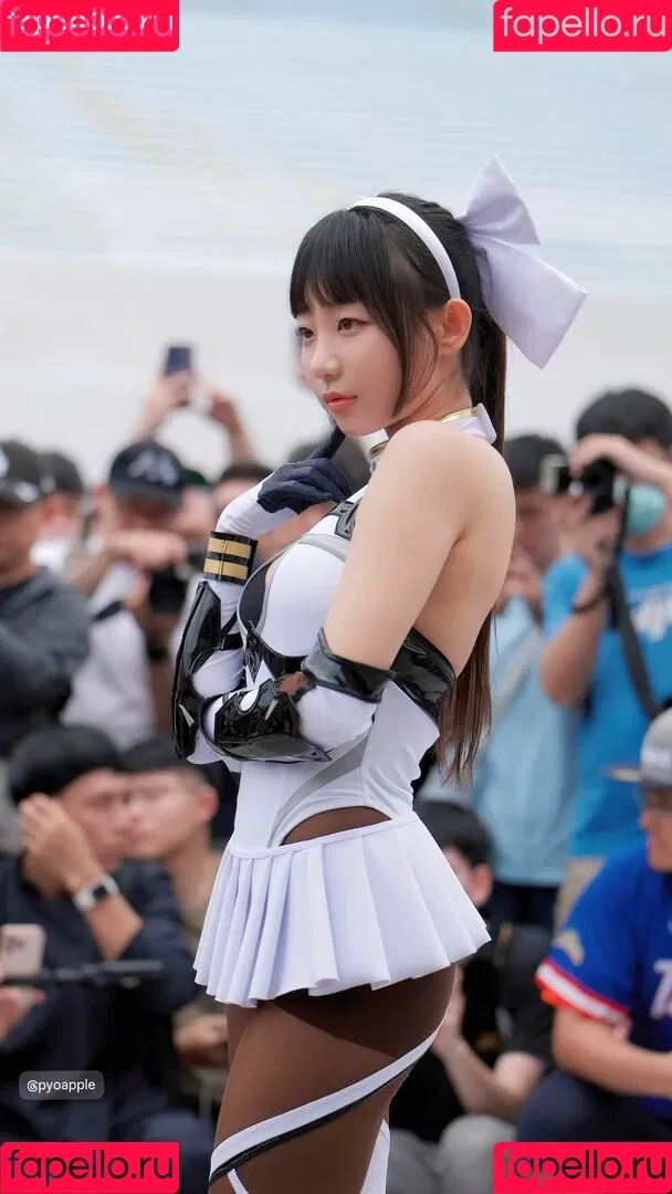 Eunji Pyoapple / djhenney / eunji / pyoapple Onlyfans Photo Gallery 