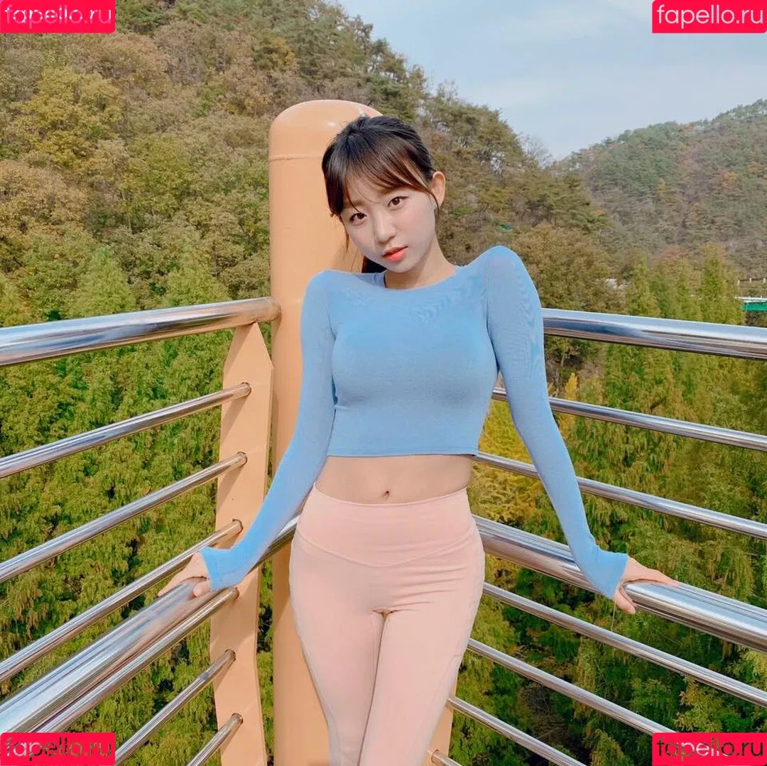 Eunji Pyoapple / djhenney / eunji / pyoapple Onlyfans Photo Gallery 