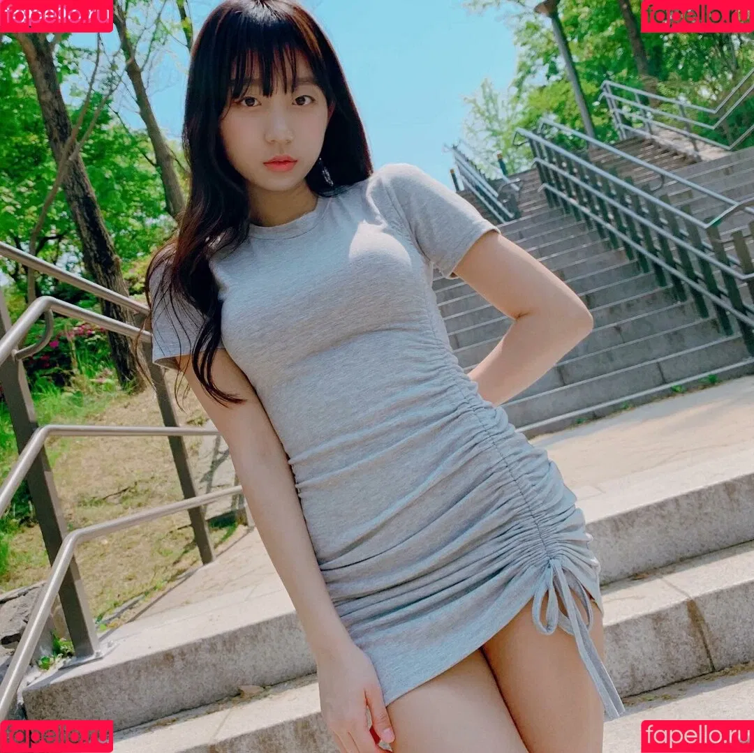 Eunji Pyoapple / djhenney / eunji / pyoapple Onlyfans Photo Gallery 
