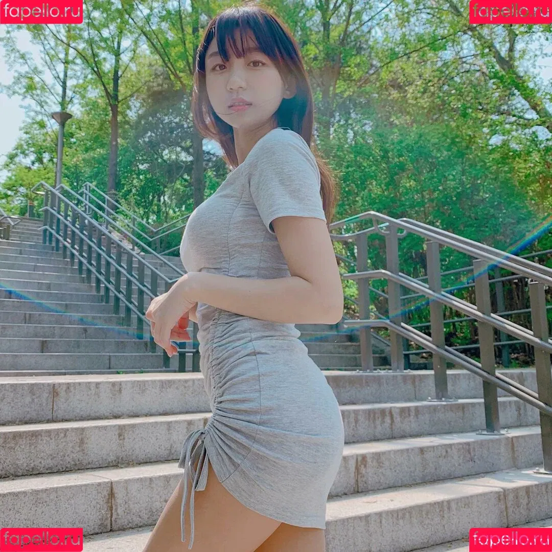 Eunji Pyoapple / djhenney / eunji / pyoapple Onlyfans Photo Gallery 