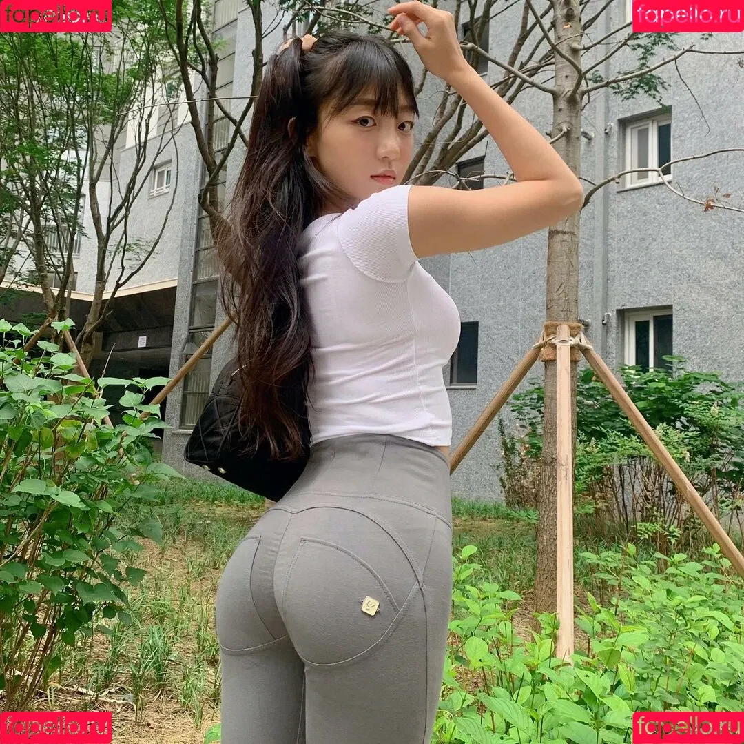 Eunji Pyoapple / djhenney / eunji / pyoapple Onlyfans Photo Gallery 