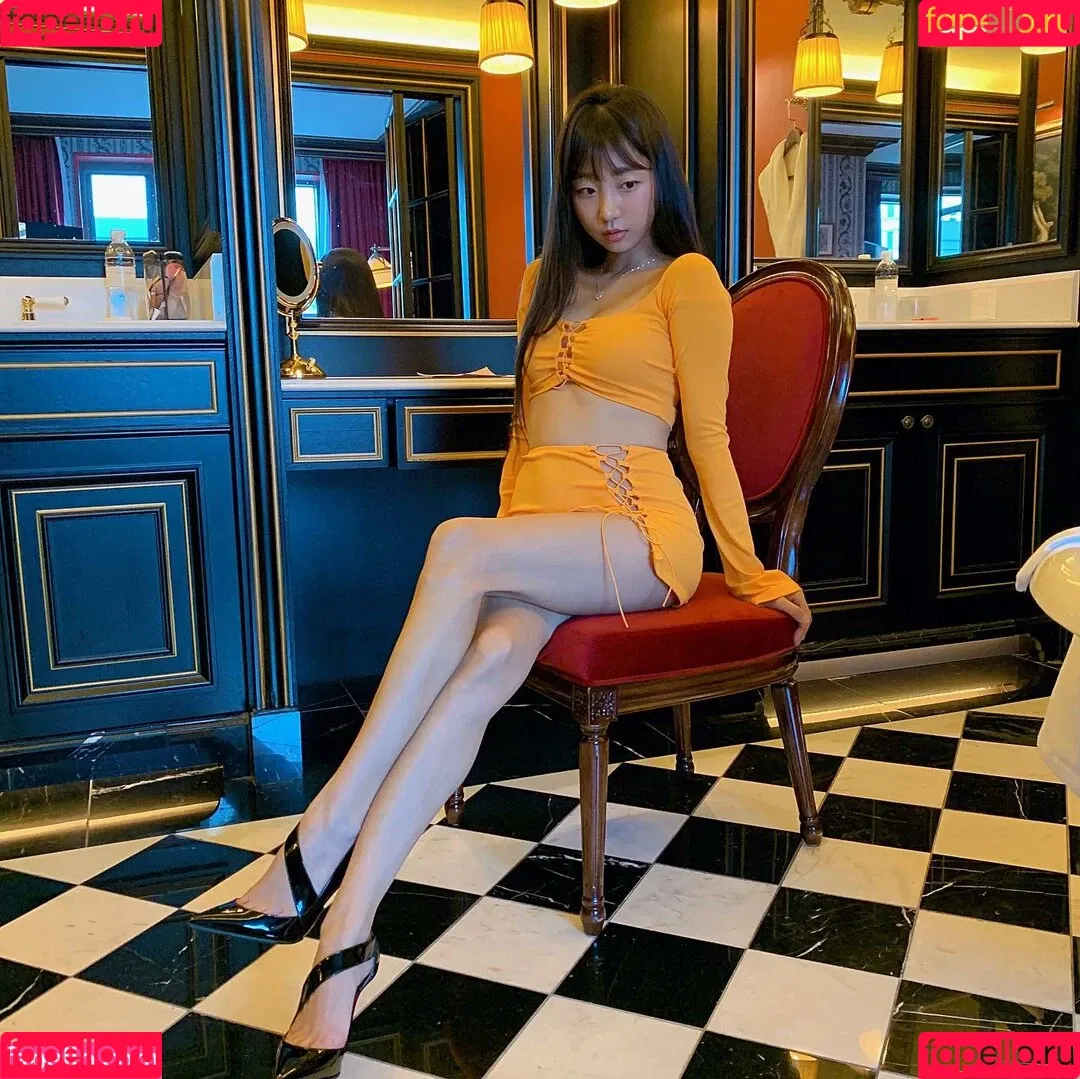 Eunji Pyoapple / djhenney / eunji / pyoapple Onlyfans Photo Gallery 