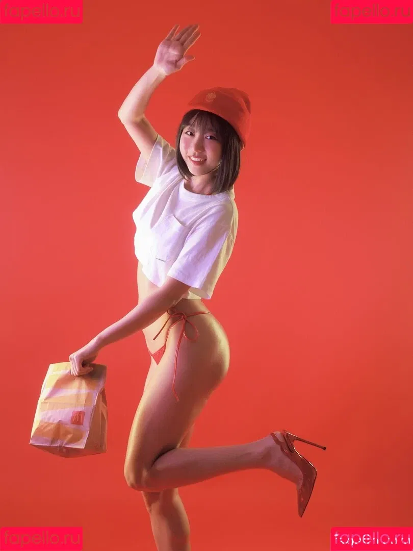 Eunji Pyoapple / djhenney / eunji / pyoapple Onlyfans Photo Gallery 