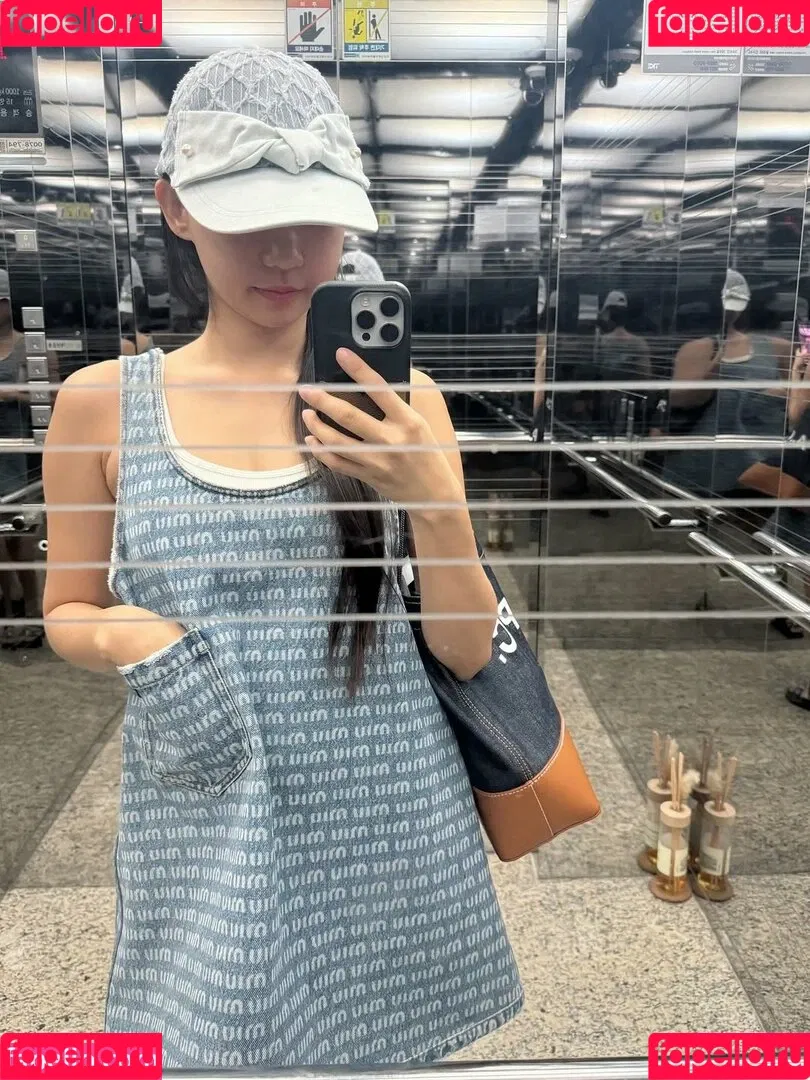 Eunji Pyoapple / djhenney / eunji / pyoapple Onlyfans Photo Gallery 