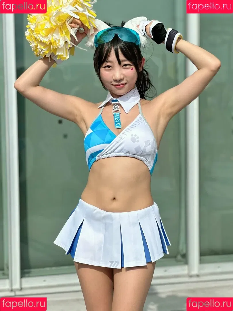 Eunji Pyoapple / djhenney / eunji / pyoapple Onlyfans Photo Gallery 