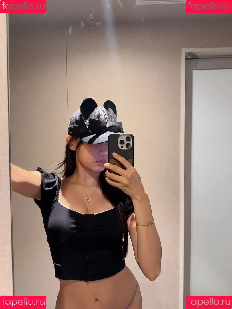 Eunji Pyoapple / djhenney / eunji / pyoapple Onlyfans Photo Gallery 