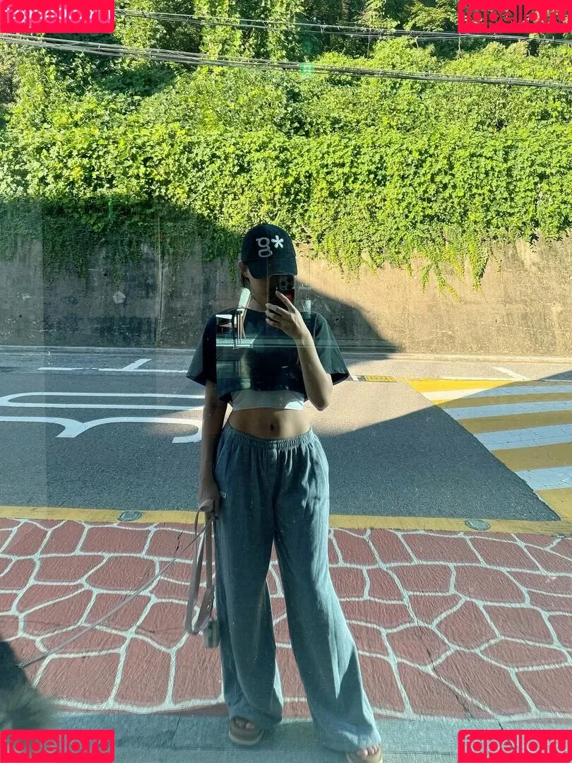 Eunji Pyoapple / djhenney / eunji / pyoapple Onlyfans Photo Gallery 