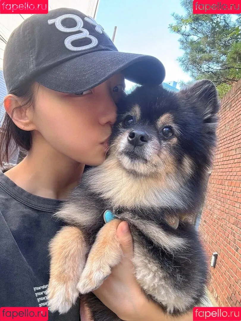 Eunji Pyoapple / djhenney / eunji / pyoapple Onlyfans Photo Gallery 
