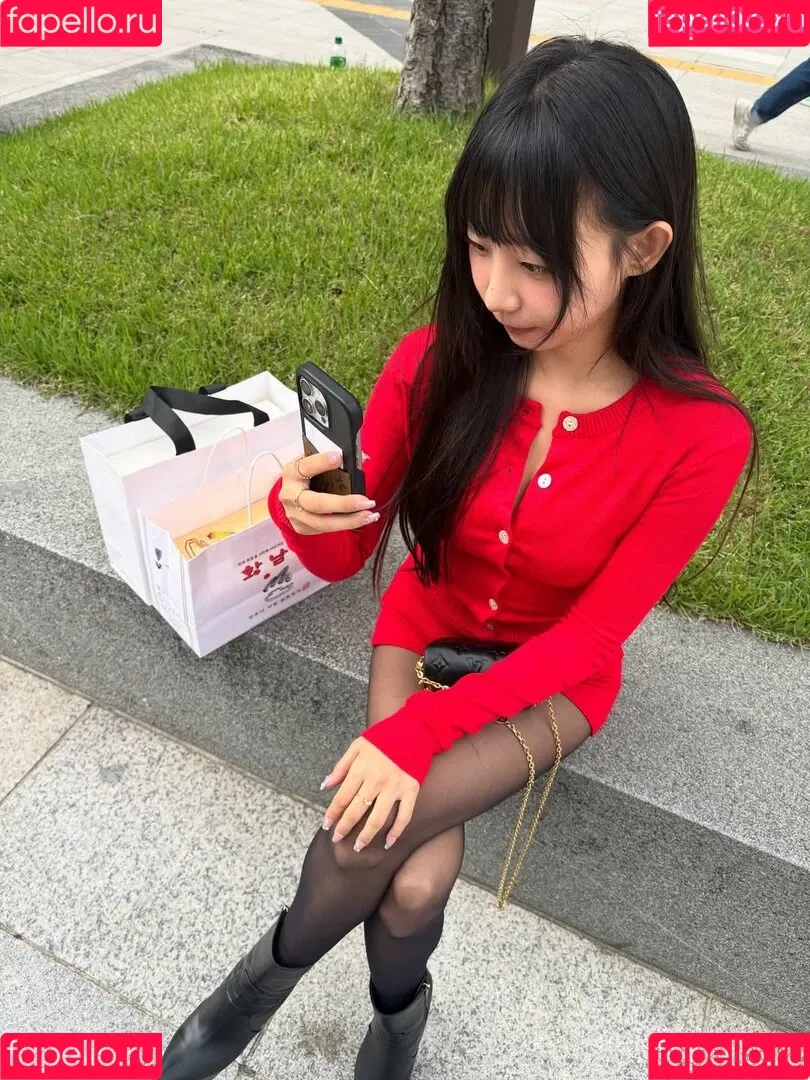 Eunji Pyoapple / djhenney / eunji / pyoapple Onlyfans Photo Gallery 