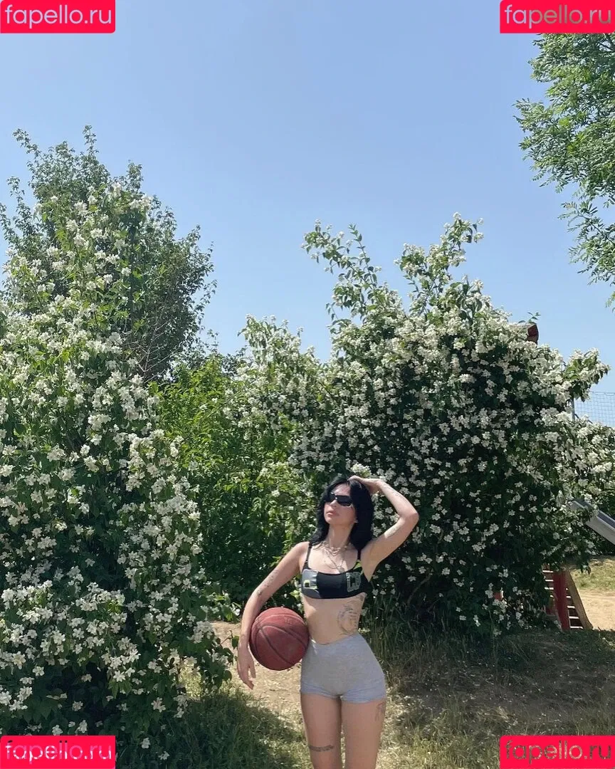 Viktoria Krause / Viktoriazo3 / u418631680... Onlyfans Photo Gallery 