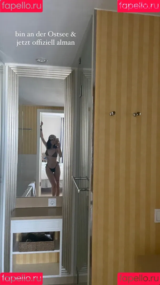 Viktoria Krause / Viktoriazo3 / u418631680... Onlyfans Photo Gallery 