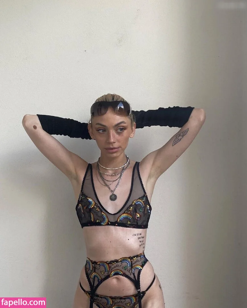 Viktoria Krause / Viktoriazo3 / u418631680... Onlyfans Photo Gallery 