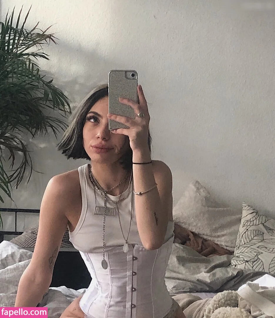 Viktoria Krause / Viktoriazo3 / u418631680... Onlyfans Photo Gallery 