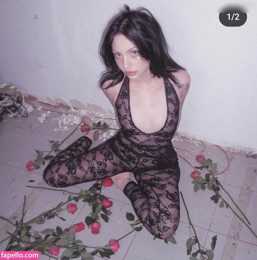 Viktoria Krause / Viktoriazo3 / u418631680... Onlyfans Photo Gallery 