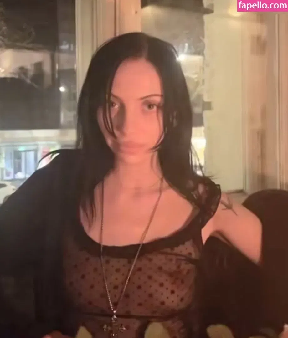 Viktoria Krause / Viktoriazo3 / u418631680... Onlyfans Photo Gallery 