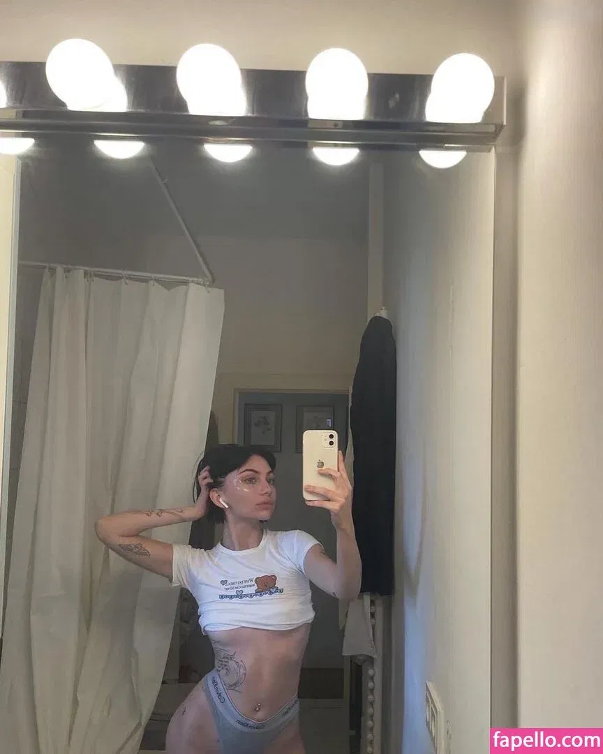 Viktoria Krause / Viktoriazo3 / u418631680... Onlyfans Photo Gallery 