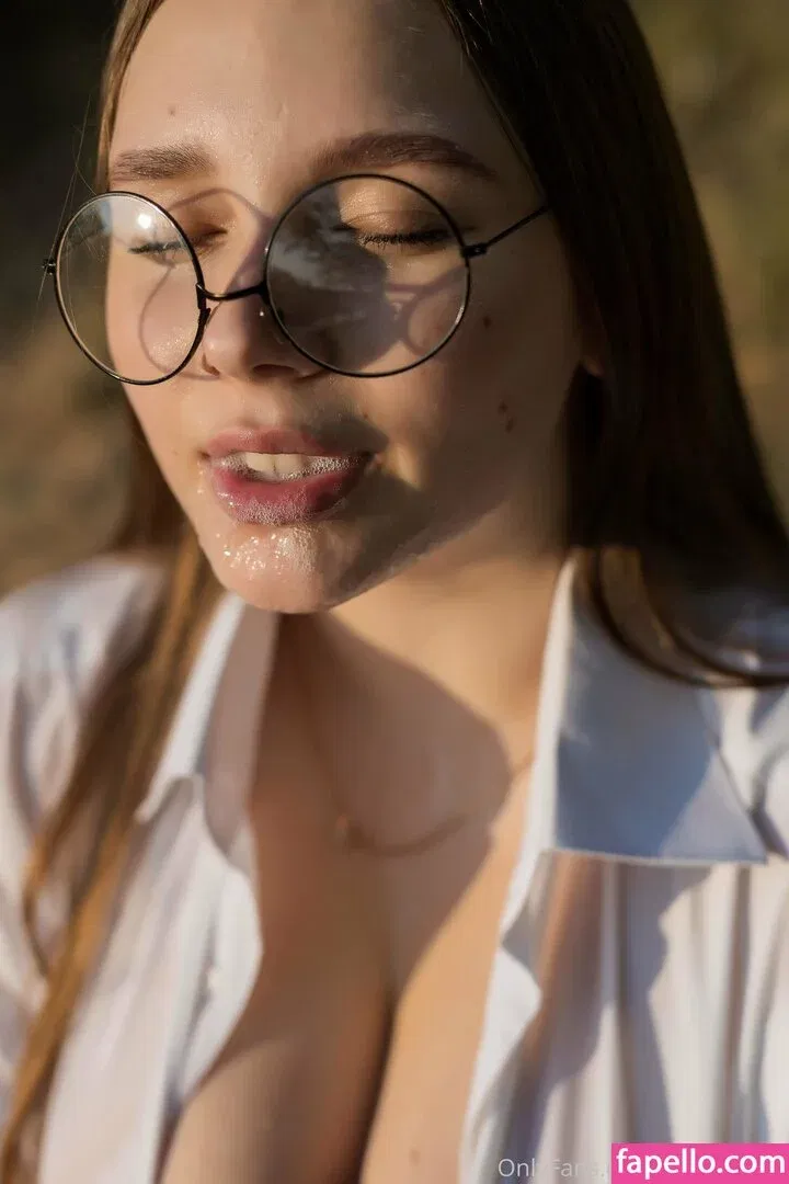 Lucylaistner / laistnerstar_ Onlyfans Photo Gallery 