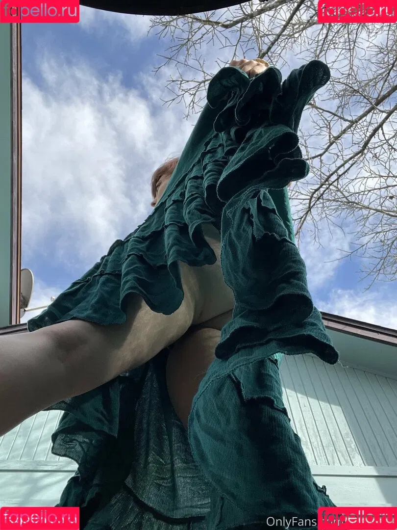 holykoley / luvurteeth Onlyfans Photo Gallery 