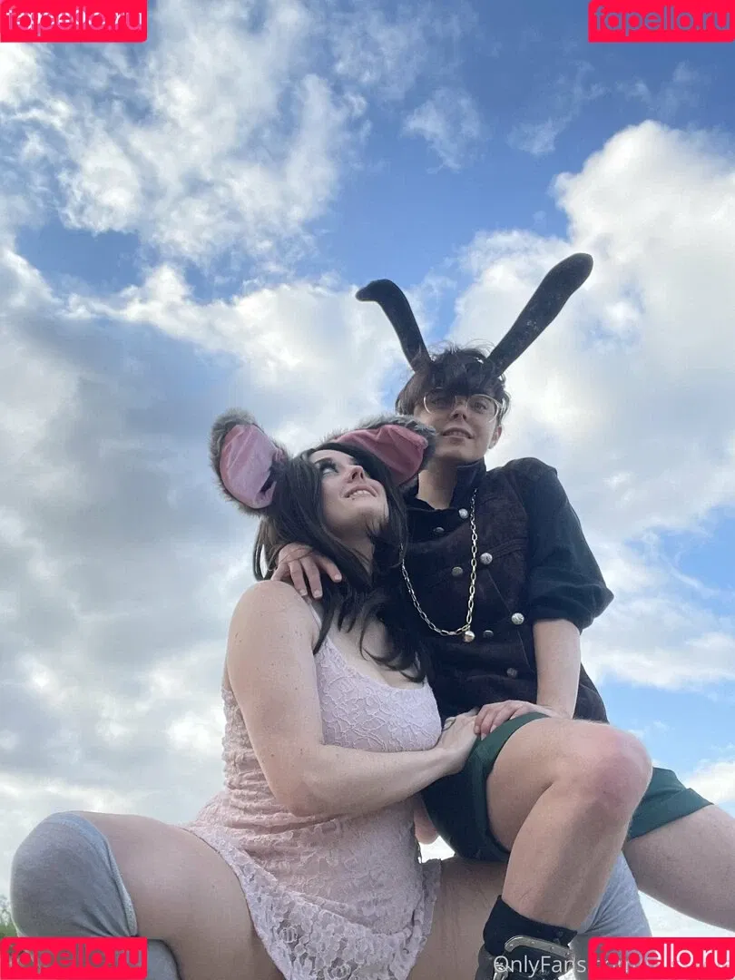 holykoley / luvurteeth Onlyfans Photo Gallery 