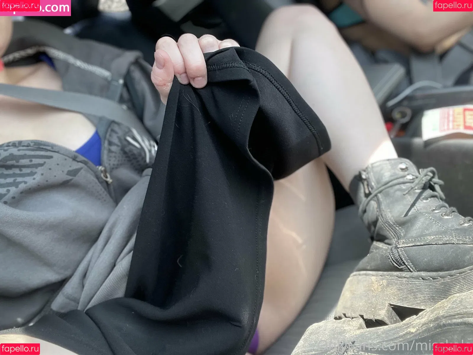 holykoley / luvurteeth Onlyfans Photo Gallery 