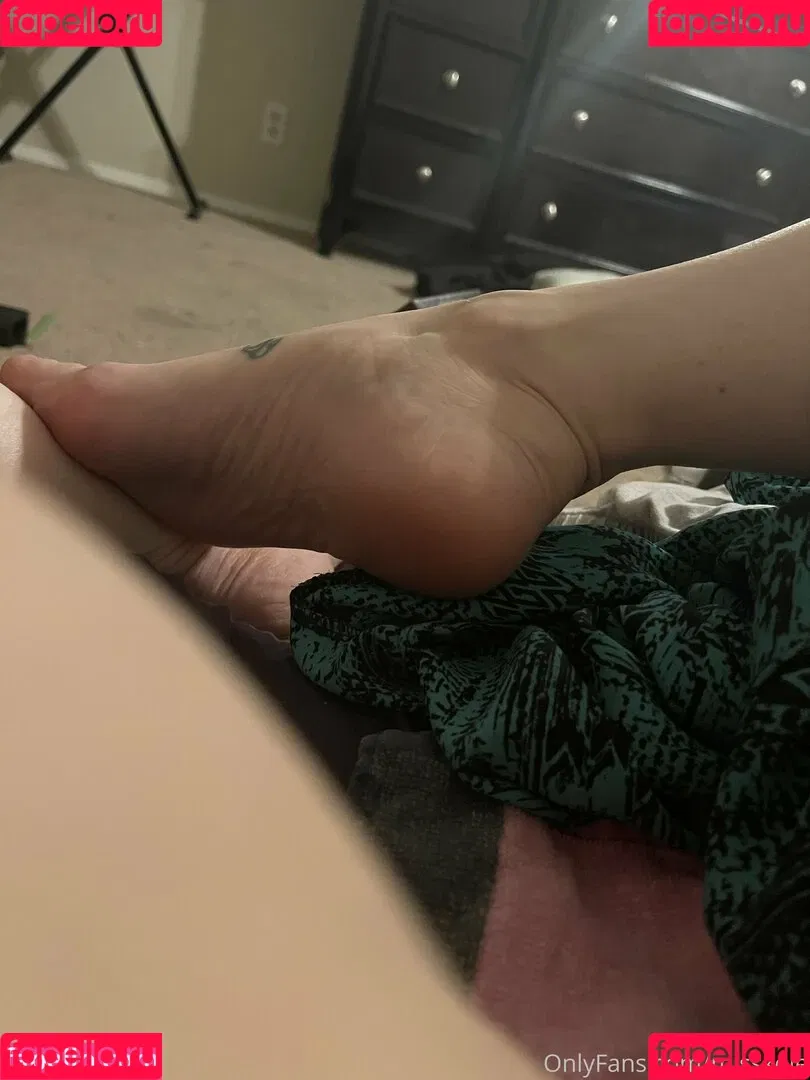 holykoley / luvurteeth Onlyfans Photo Gallery 