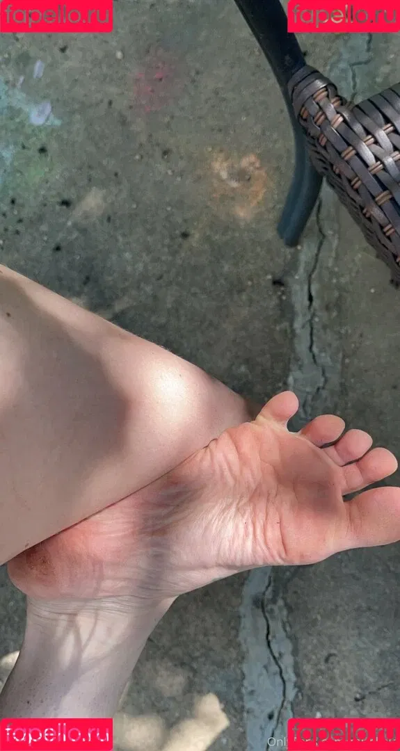 holykoley / luvurteeth Onlyfans Photo Gallery 