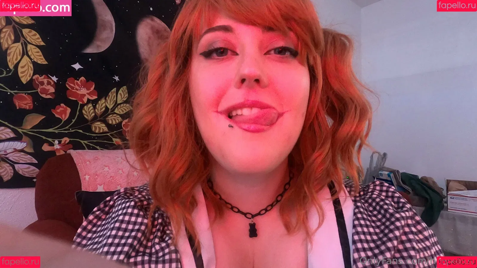 holykoley / luvurteeth Onlyfans Photo Gallery 