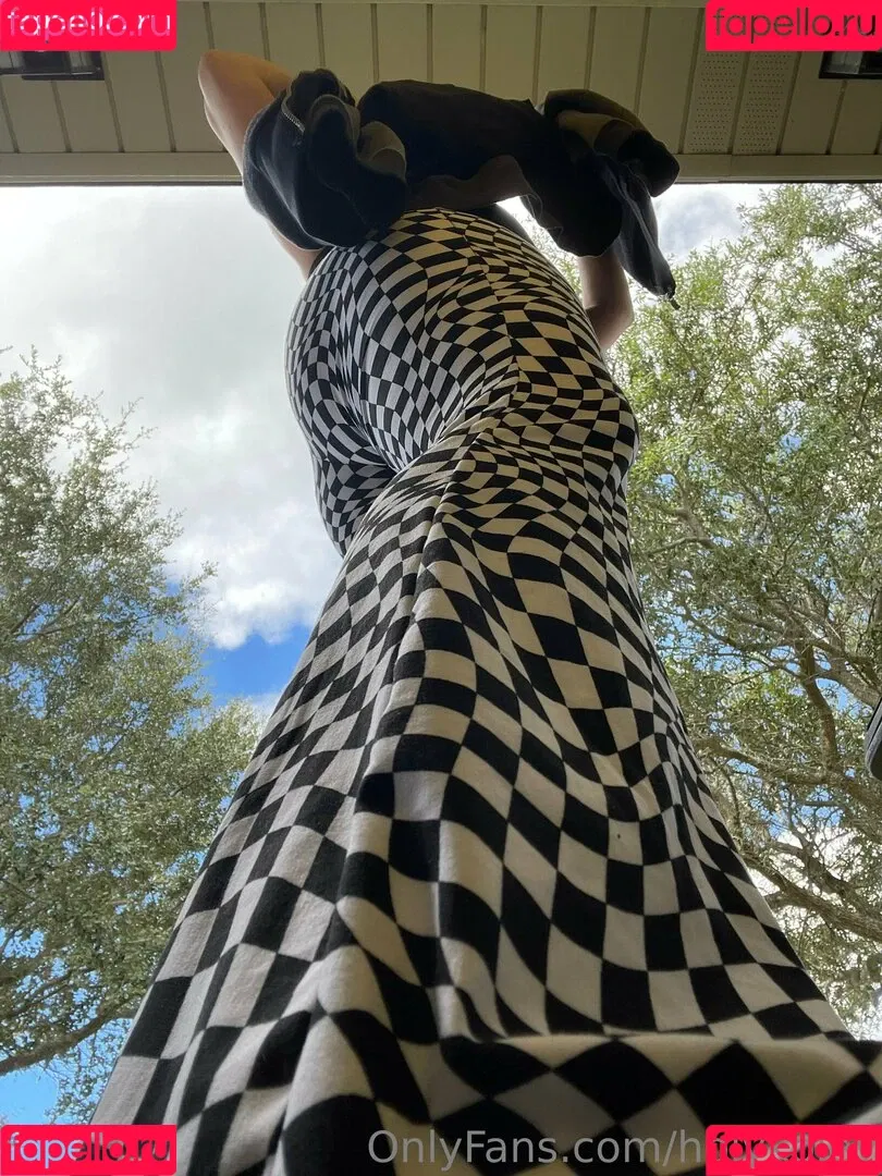 holykoley / luvurteeth Onlyfans Photo Gallery 