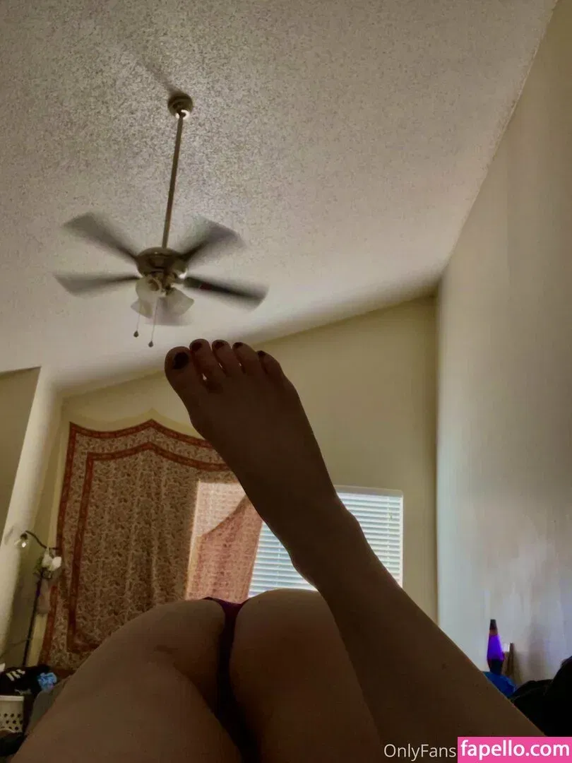 holykoley / luvurteeth Onlyfans Photo Gallery 