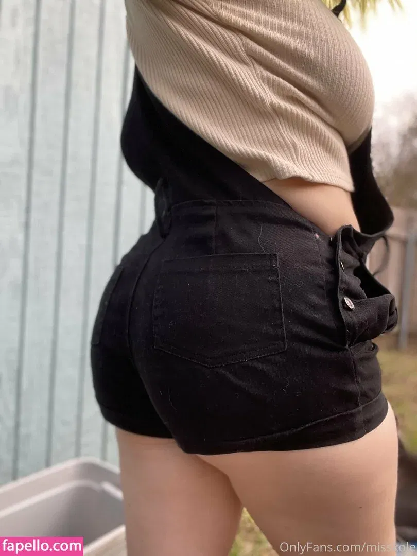 holykoley / luvurteeth Onlyfans Photo Gallery 