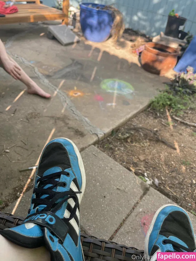 holykoley / luvurteeth Onlyfans Photo Gallery 