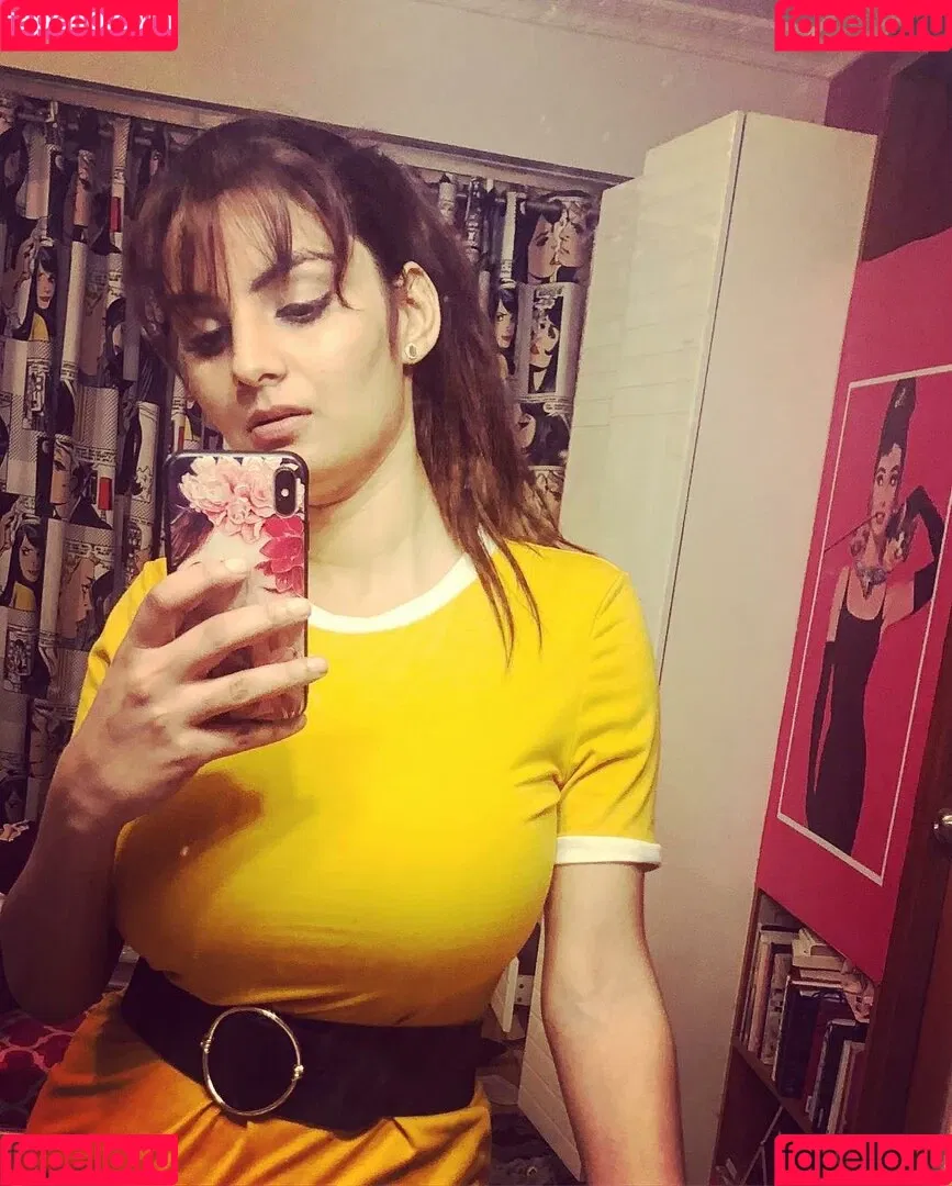 Anveshi Jain / anveshi25 / anveshi_jain / anveshijain Onlyfans Photo Gallery 
