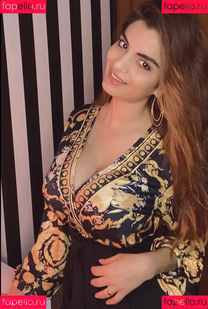 Anveshi Jain / anveshi25 / anveshi_jain / anveshijain Onlyfans Photo Gallery 