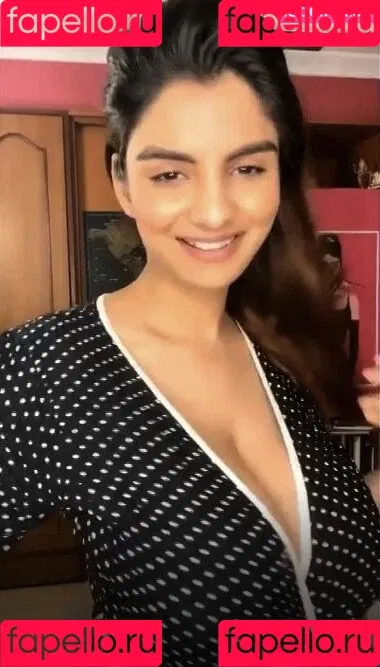 Anveshi Jain / anveshi25 / anveshi_jain / anveshijain Onlyfans Photo Gallery 