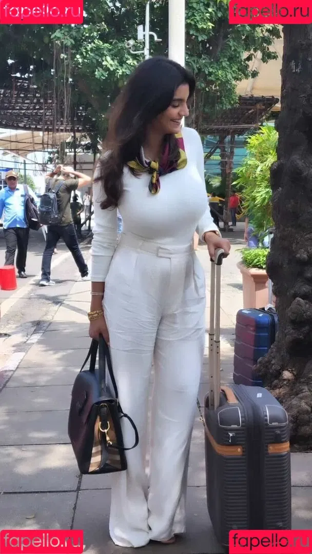 Anveshi Jain / anveshi25 / anveshi_jain / anveshijain Onlyfans Photo Gallery 