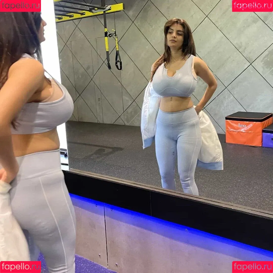 Anveshi Jain / anveshi25 / anveshi_jain / anveshijain Onlyfans Photo Gallery 