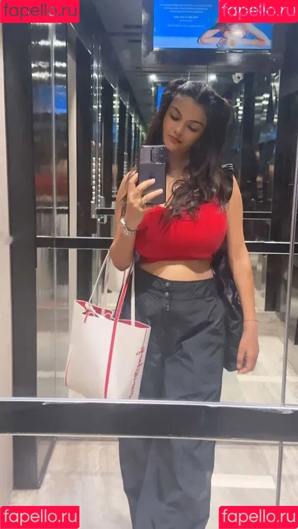 Anveshi Jain / anveshi25 / anveshi_jain / anveshijain Onlyfans Photo Gallery 