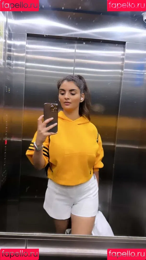 Anveshi Jain / anveshi25 / anveshi_jain / anveshijain Onlyfans Photo Gallery 