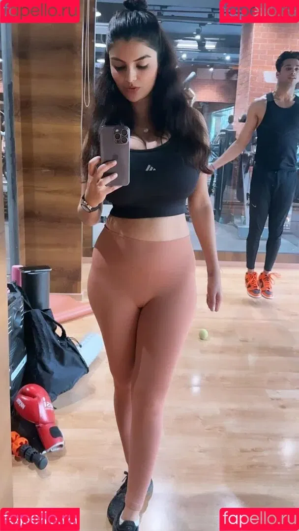 Anveshi Jain / anveshi25 / anveshi_jain / anveshijain Onlyfans Photo Gallery 