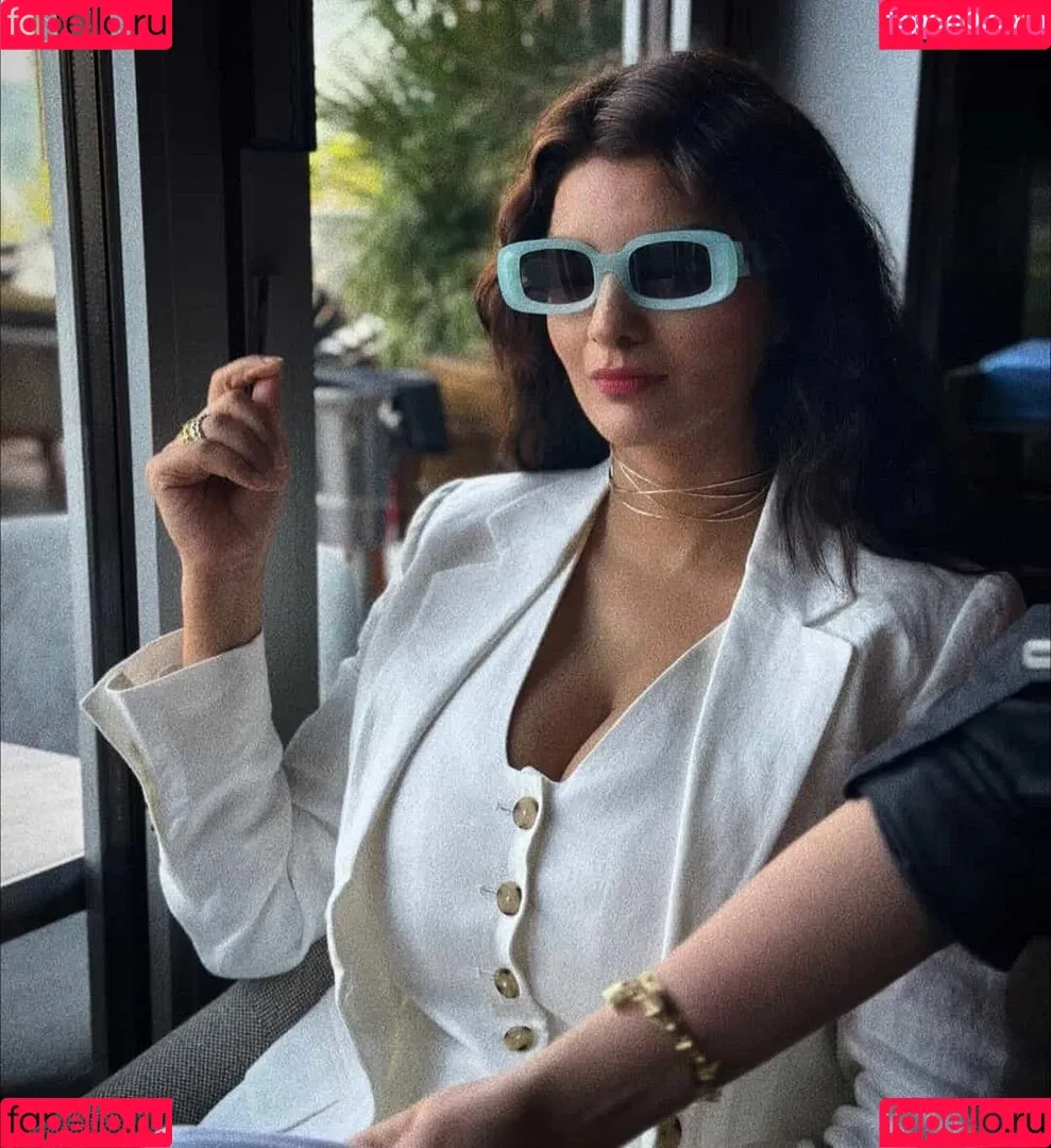 Anveshi Jain / anveshi25 / anveshi_jain / anveshijain Onlyfans Photo Gallery 