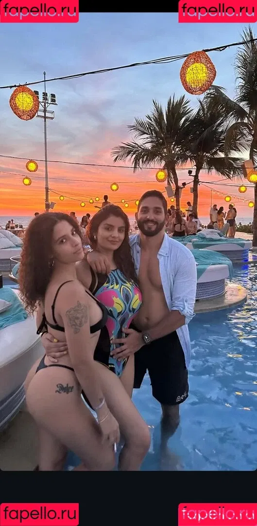Anveshi Jain / anveshi25 / anveshi_jain / anveshijain Onlyfans Photo Gallery 