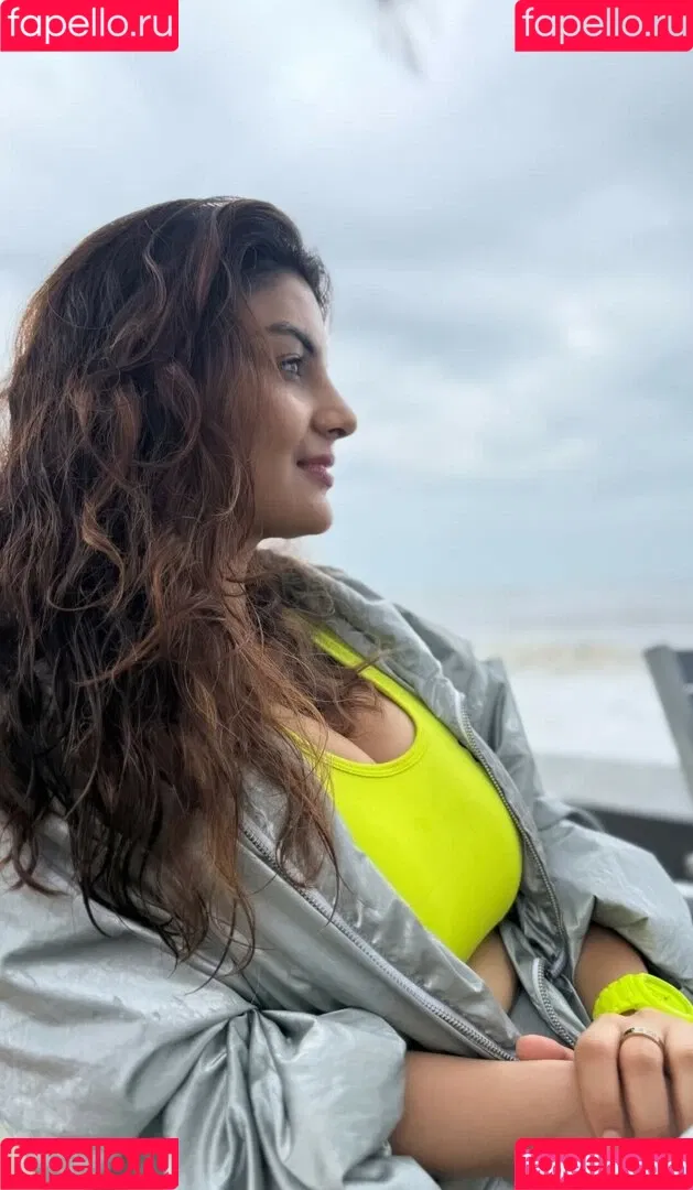 Anveshi Jain / anveshi25 / anveshi_jain / anveshijain Onlyfans Photo Gallery 