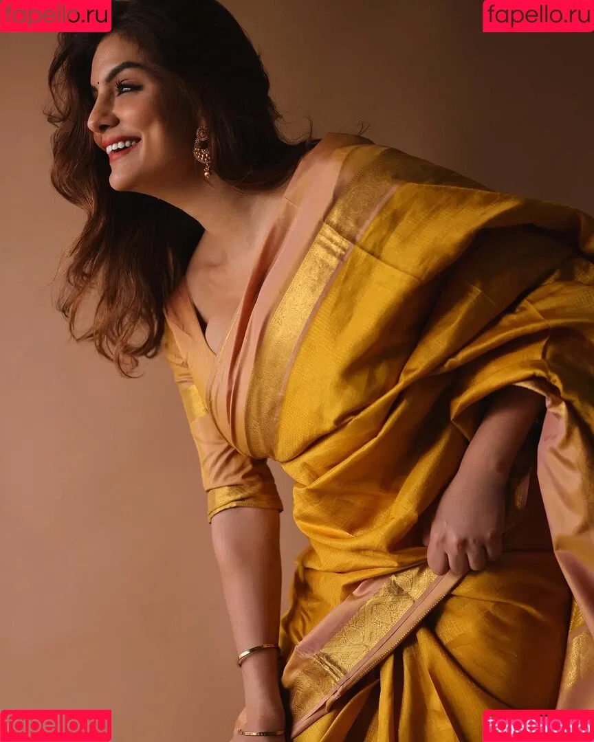 Anveshi Jain / anveshi25 / anveshi_jain / anveshijain Onlyfans Photo Gallery 