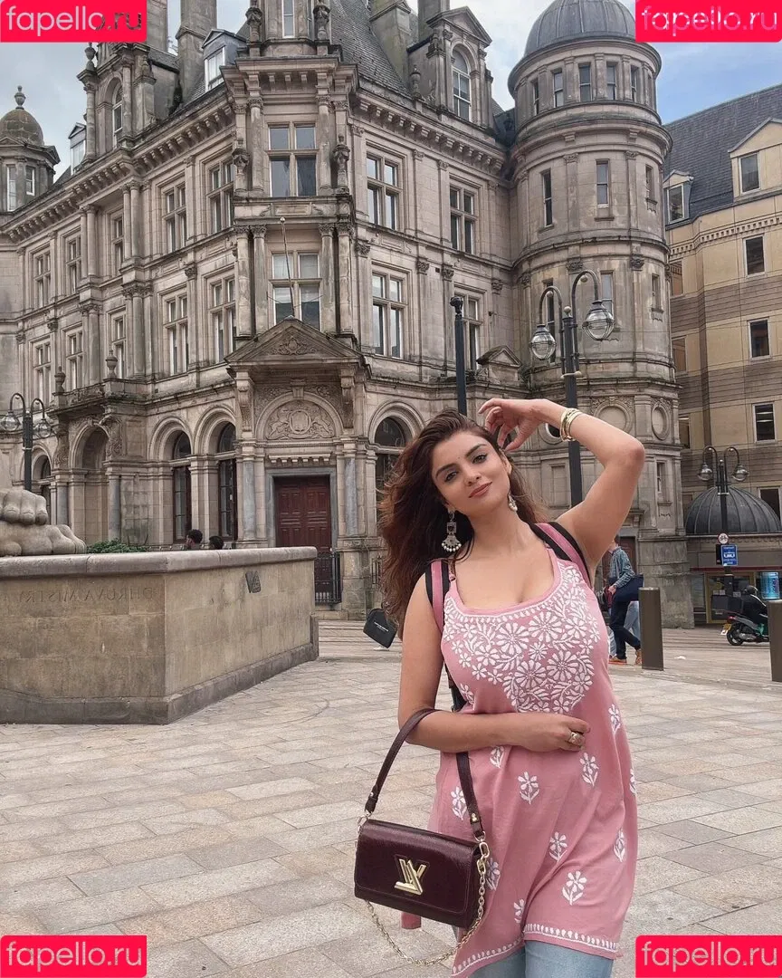 Anveshi Jain / anveshi25 / anveshi_jain / anveshijain Onlyfans Photo Gallery 