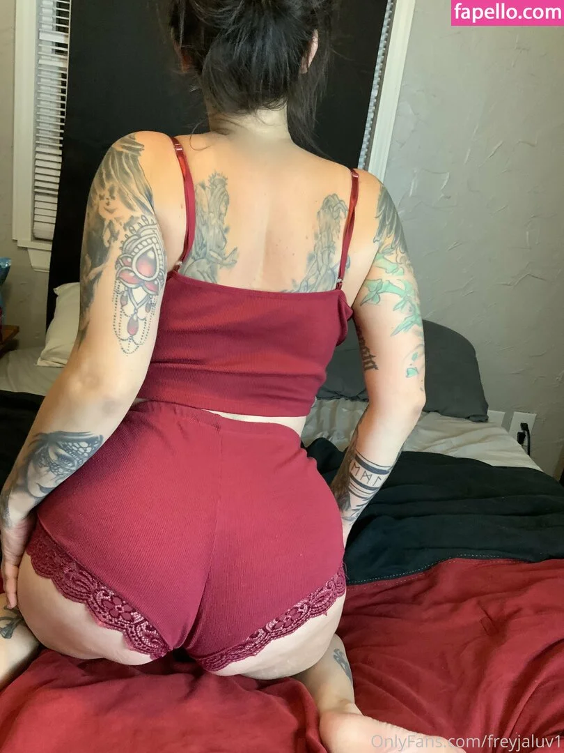 a_zfree / freyjaluv1 Onlyfans Photo Gallery 