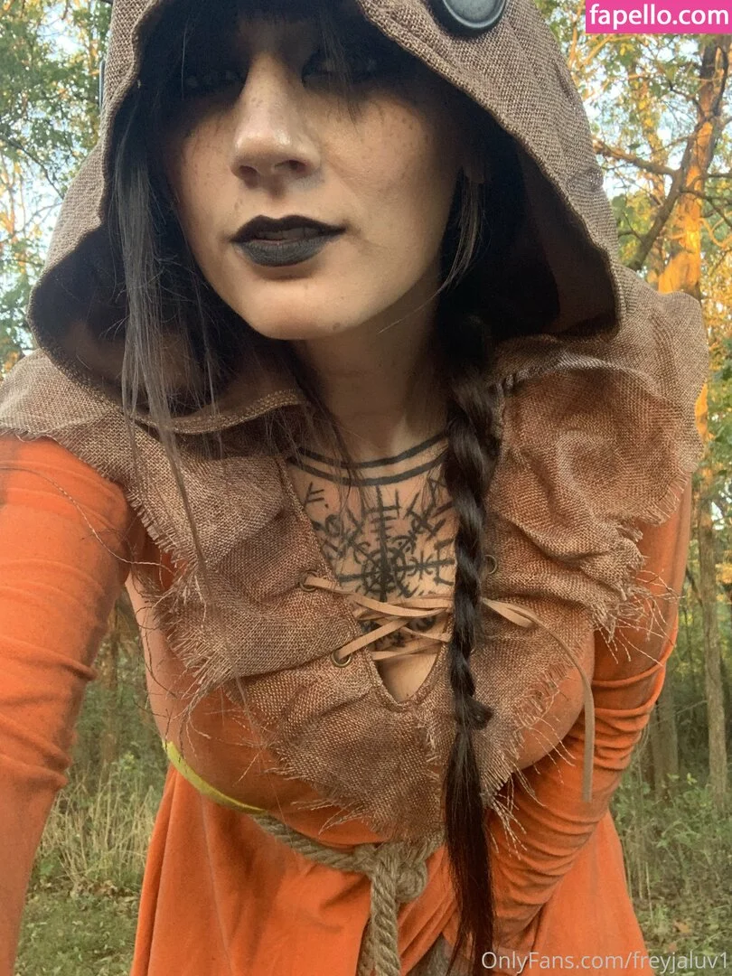 a_zfree / freyjaluv1 Onlyfans Photo Gallery 