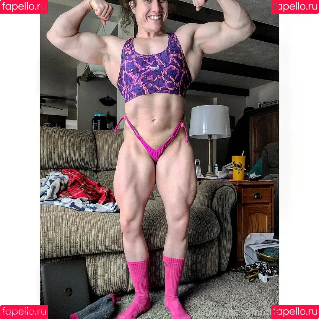 Quad_queen / emily schubert / emschub_ifbbpro Onlyfans Photo Gallery 